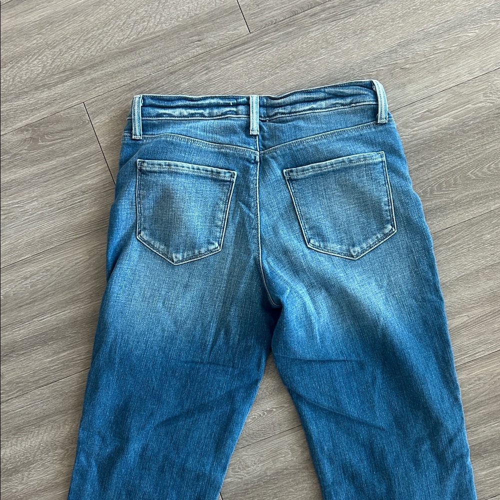 L'AGENCE Boyfriend Fit Straight Leg Jeans 24 - Picture 4 of 9
